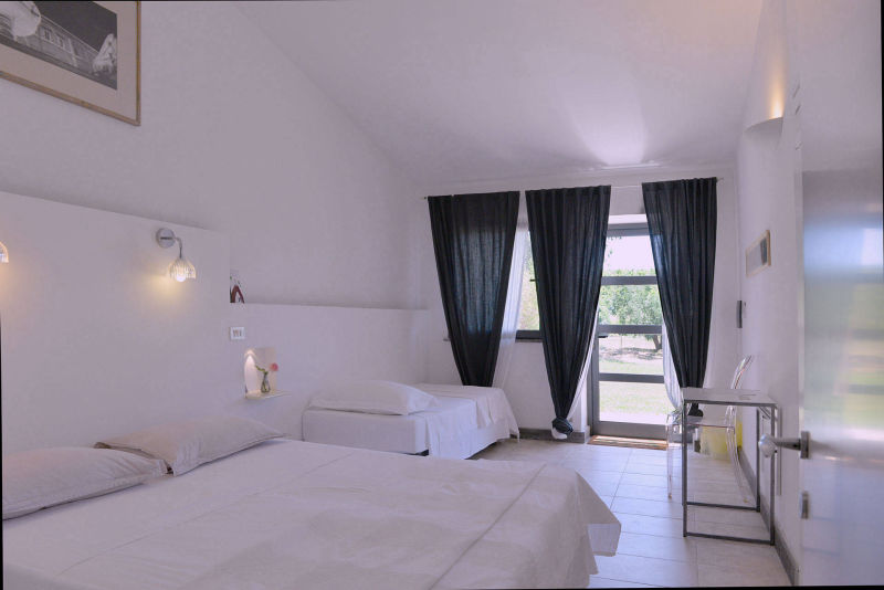 double-triple-room-with-breakfast-tuscania