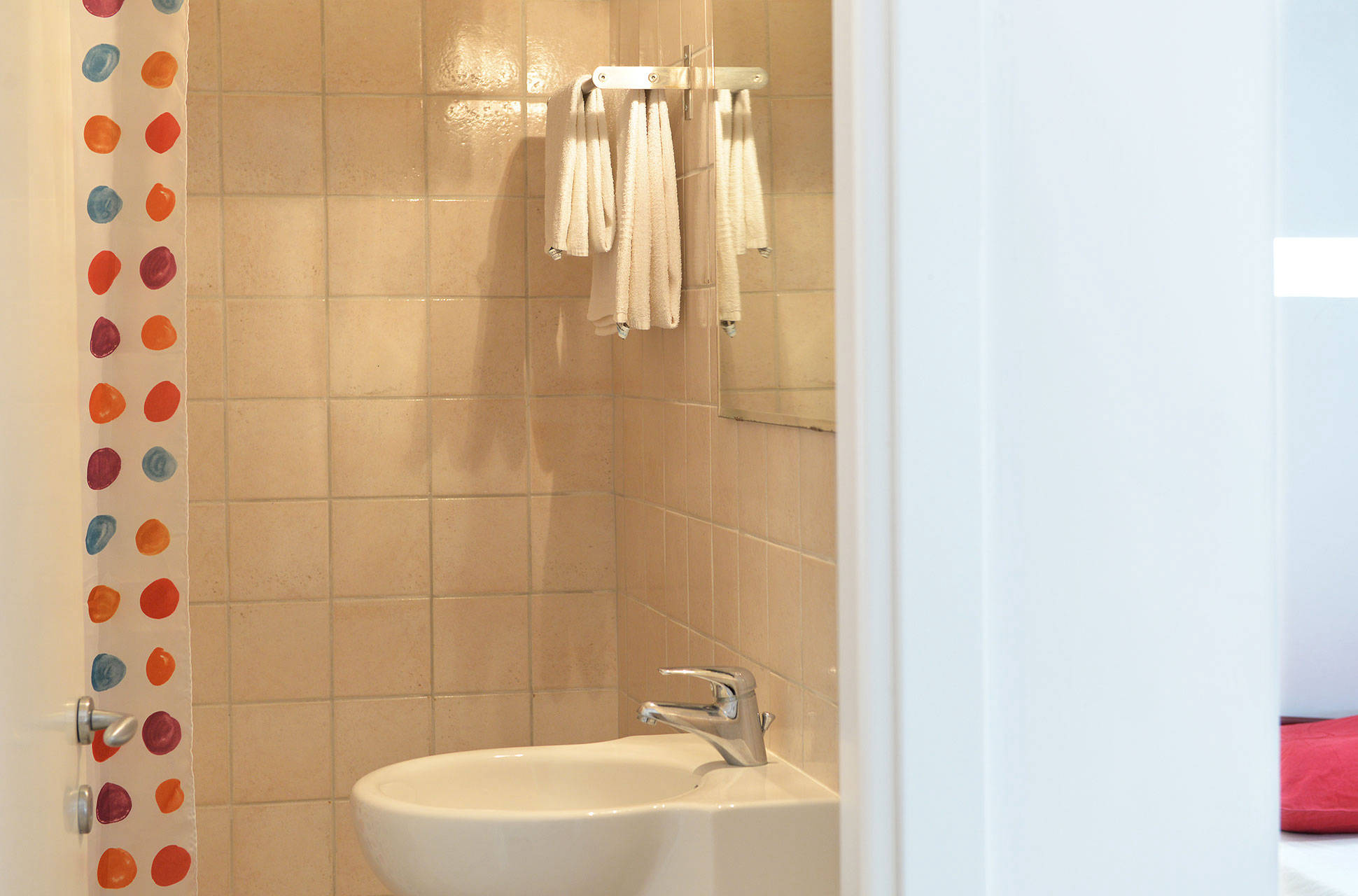 room-with-two-bathrooms