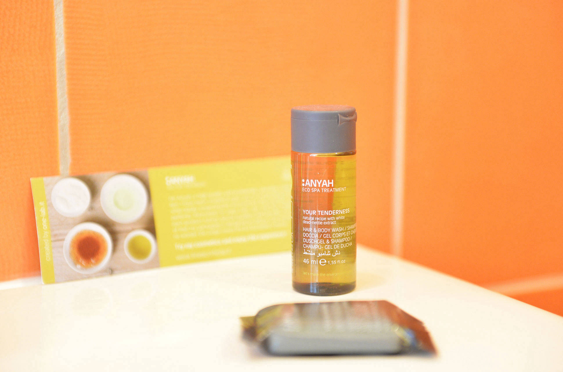 homage-anyah-shampoo-doccia