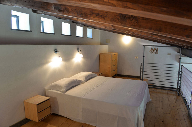 mezzanine-double-single-bed